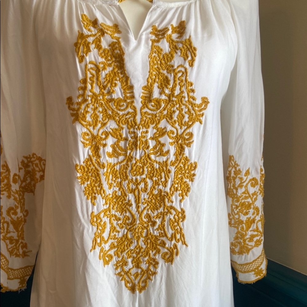Sale 2/$15* White and Gold Embroidered Tunic Dress/swim coverup, size M. - Picture 2 of 9